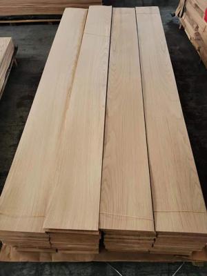 China Rift Sawn White Oak Veneer Laminated 2mm Wood Veneer Apply To Door Leaf for sale
