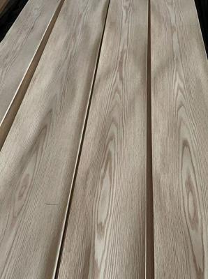 China Cabinet ISO9001 Red Oak Wood Veneer Crown Cut 245cm Length MDF for sale