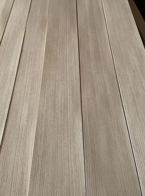 China Engineered Red Oak Wood Veneer 0.45mm Thickness Crown Cut ISO9001 for sale