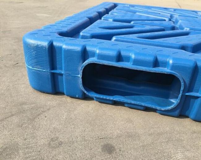 large size heavy duty Double face plastic pallet made by blowing moulding 1600*1400*150