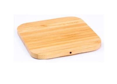 China Bamboo Wooden QI Wireless Charger Shape / Logo Customized For Smart Phone en venta