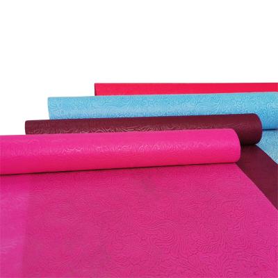 China Plain / Embossed Spunbond PP Nonwoven Fabric For Flower Wrapping Material for sale