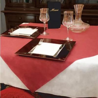 China PP Non Woven Dinning Table Cover Waterproof Table Cloth Roll for Restaurant for sale