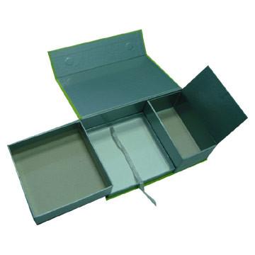 China 1500g Hardcover Hard Gift Boxes Spot UV Packing Logo Printing 1C+1C for sale
