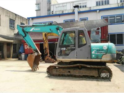 China Maquinaria de construcción de la segunda mano, tamaño del zapato del excavador 600m m de Kobelco Sk100 en venta