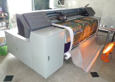Chine Largeur automatique de tissu de l'imprimante à jet d'encre de textile de Digital de système de ceinture 1840mm à vendre