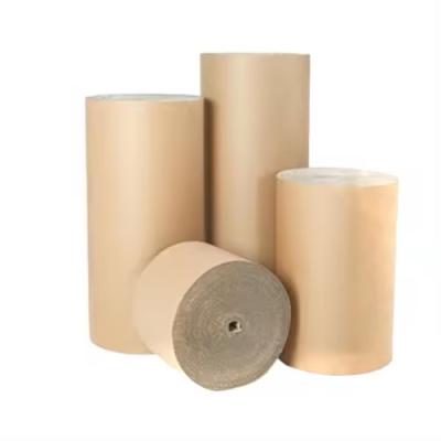 Chine Carton en carton de papier kraft brun non blanchi rouleaux de papier kraft vierge à vendre