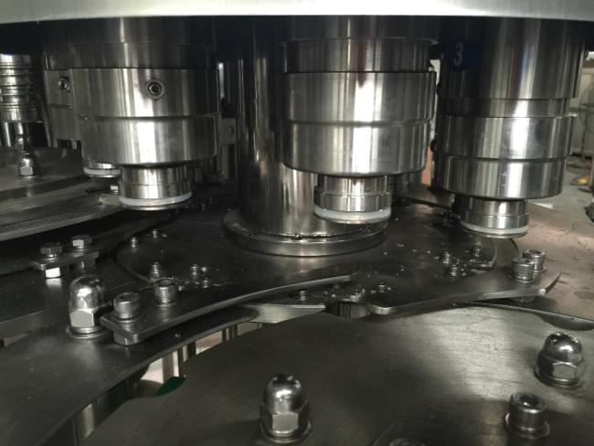 Automatic bottling water rinsing filling capping machine price