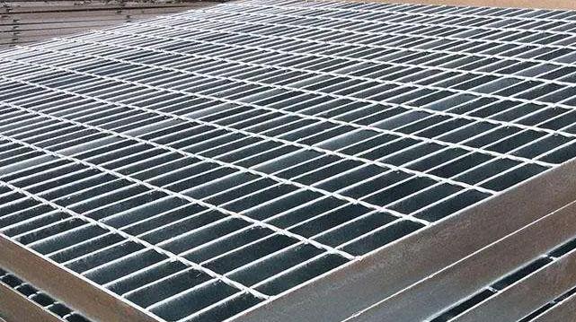 heavy steel grating
