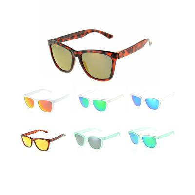China Fashion Full Frame Sunglasses Women Retro Light Weight With Uv400 for sale