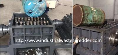 China Waste Cans Iron Recycling Machine High Efficiency With Rotary Moving Blades for sale