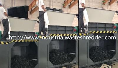 China Scrap Plastic Pallet Shredding Equipment Hydraulic Drive Customized Capacity for sale