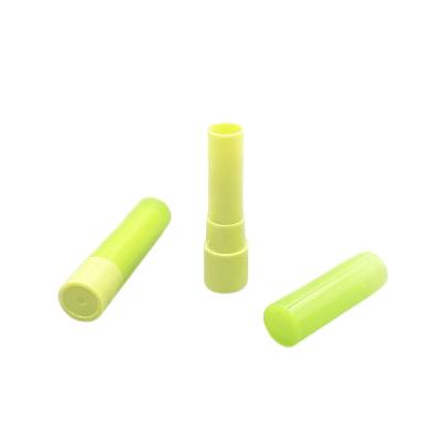 China Twist Up Closure PP Green Lip Balm Tubes Refillable Lip Balm Tube 5g for sale