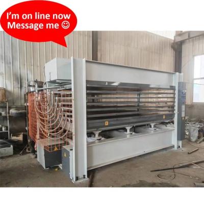 China Heavy Duty  5.5kw Wood Hot Press Machine For Wood Panels And Doors for sale