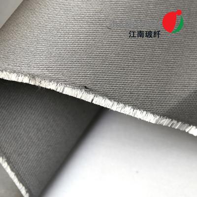 中国 0.7mm Thickness Fiberglass Welding Cloth Firestop Fabric With Stainless Steel With Pu Coating 販売のため