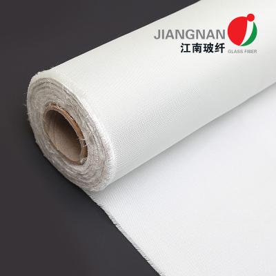 China 3732 0.4mm Cross Twill Weave E Glass 430gsm Fireproof Fiberglass Fabric Cloth for sale