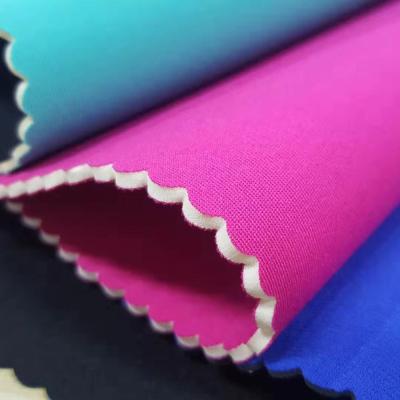 Chine tissu en caoutchouc de Spandex du néoprène du rivage A de 0.5mm imperméable pour le tissu/sac à vendre
