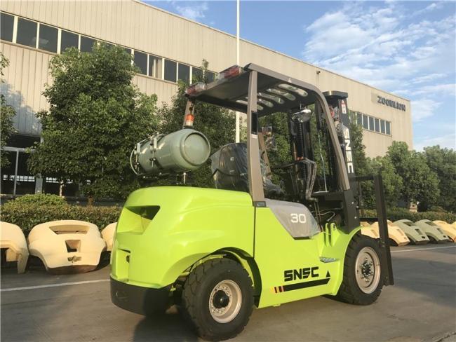 Snsc 3ton LPG Forklift to Kuwait