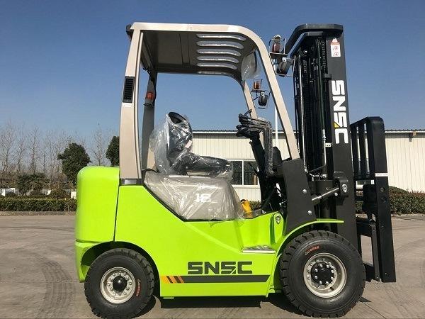 Chariot Elevateur Gaz 1.8t Propane Forklift