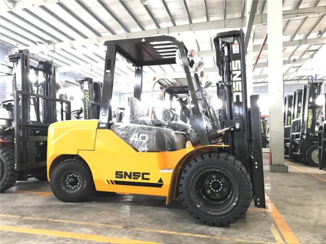 Snsc 4ton Diesel Forklift to Mauritania