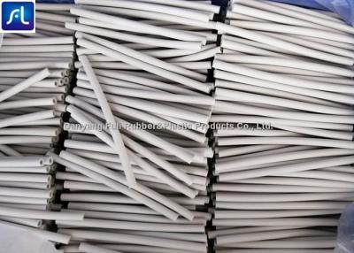 Chine Biens en caoutchouc flexibles de tuyauterie de catégorie médicale, tube en caoutchouc mou gris-clair à vendre