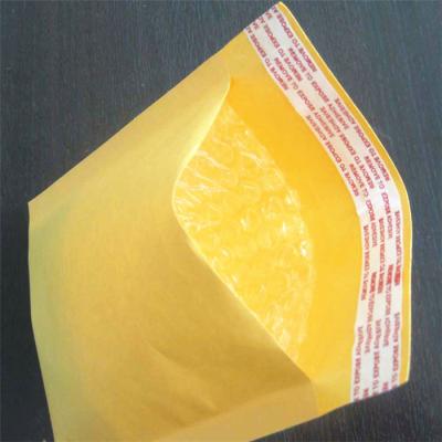 China Biodegradable Kraft Bubble Mailers , Bubble Wrap Padded Envelope for Transport for sale