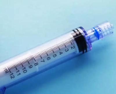 China PC Hot Runner Injection Molding Syringe Plug Medical Mould OEM for sale