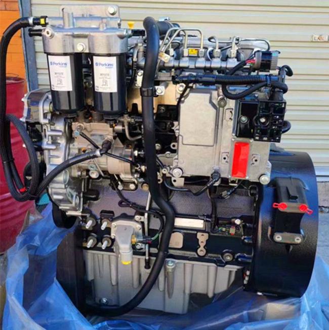 C4.4 Computer Control Perkins Engines Assembly 102kw 2200 Rpm 1104D-E44ta Nr84522