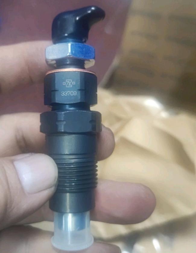 131406490 131406360 105148-1730 Original Perkins Injector for 404D-22