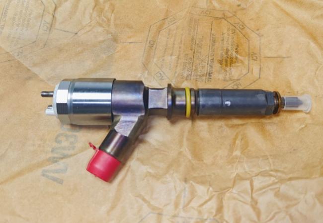 3200680 2645A747 Original Fuel Injector Gp