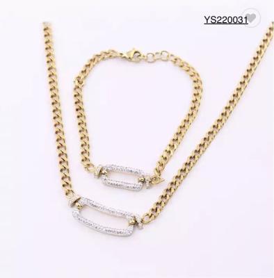 China Gold Stainless Steel Necklace Horseshoe Buckle Rhinestone Cuff Bracelet for sale