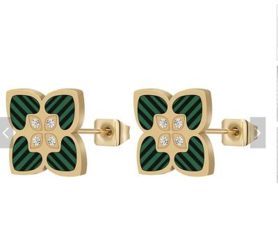 China CZ Stone Shamrock Earring Four Leaf Clover Green St.Patrick'S Day Earrings For Women Irish Jewelry en venta