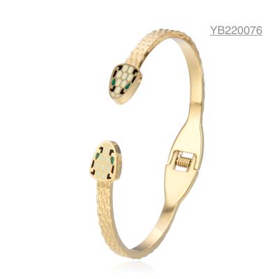 China Luxury BG Double Snake Head Bangle 14K Gold Stainless Steel Bracelet for sale