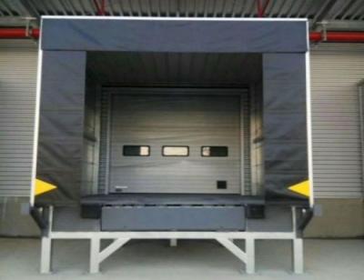 China Parcel Polyester Fabric Dock Seals and Shelters , Yellow Stripes for Loading and Unloading Area for sale