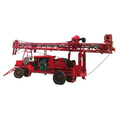 China Trailer Type Mud Rotary Drilling Rig , Mobile Borehole Drilling Machine 400m Depth for sale