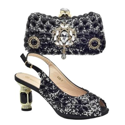 China Supoo zapatos y bolsos de fiesta italianos zapatos y bolsos africanos para mujeres zapato de cristal para bodas en venta