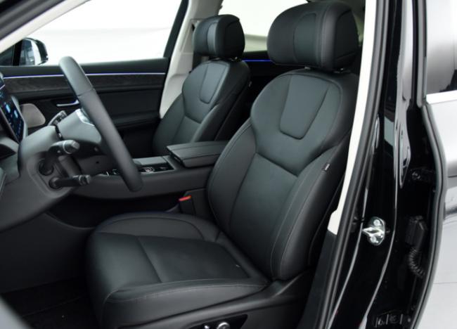 Aito M5 2022 Four Wheel Drive Performance Edition 5 Door 5 Seat SUV Mid Size 8