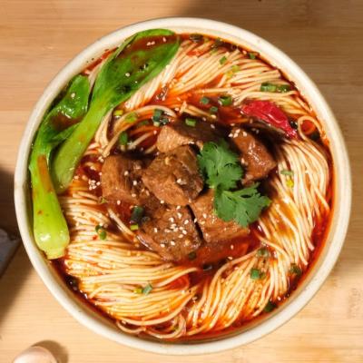 China Braised Beef Flavor ChongQing Noodles Low Energy Chong Qing Xiao Mian for sale