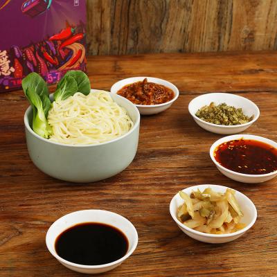 China Convenient Alkaline Chongqing Spicy Noodles Ultra Spicy Chongqing Small Noodles for sale