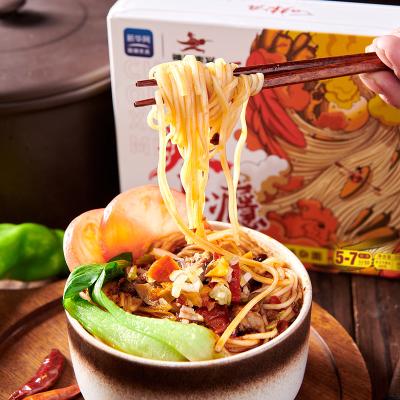 China Alkaline Chongqing Style Noodles Chicken Pickled Peppers Flavor for sale