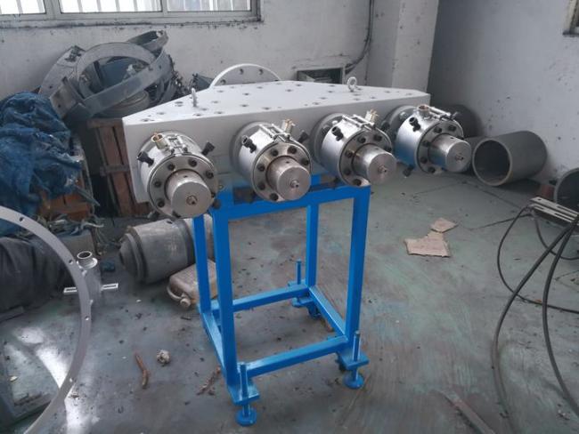 PVC / UPVC ELECTRICAL CONDUIT PIPE MACHINE FOUR STRANDS DIAMETER 16-32MM 1