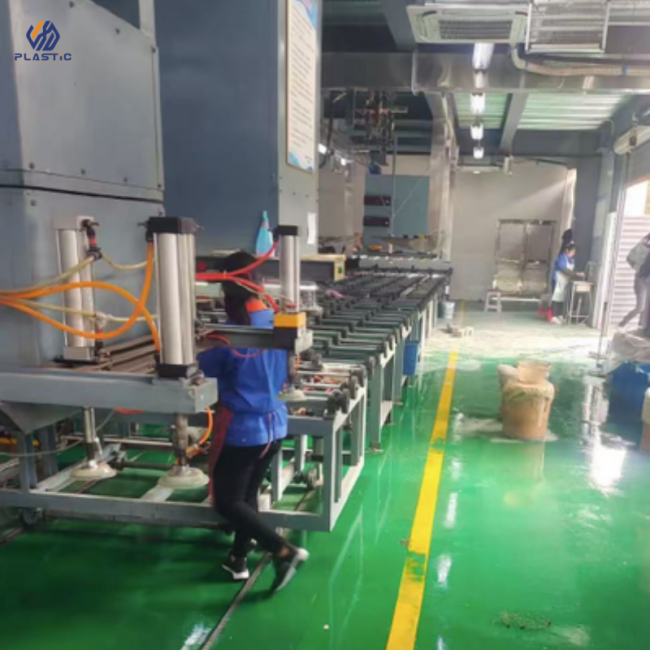 Clear Acrylic Sheet production