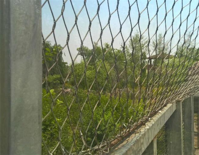 Rope mesh decorative use in architecture