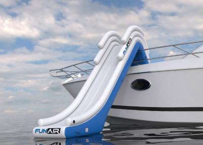 China Lona de encargo del PVC del tamaño 0.9m m que flota la diapositiva inflable del yate para el barco/el yate en venta