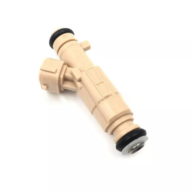 Detailed view of fuel injector nozzle tip