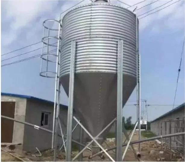 Main feeding system silo overview