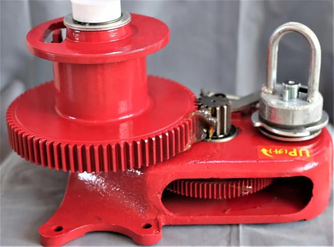 Lifting and suspension system