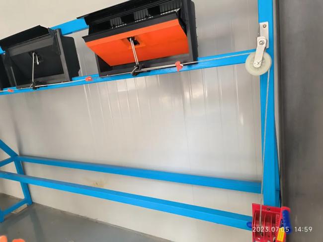 Distribution box for ventilation system control