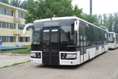 China 110 Passenger Aero Bus Xinfa Airport Equipment With Aluminum Apron for sale