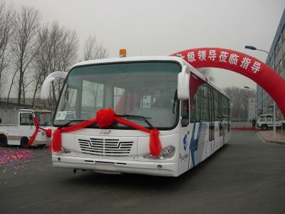 China Ramp Bus Customized 16m2 Effective Standing Area 13 Seats 4 Doors for sale